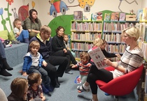 Čteme dětem v knihovně